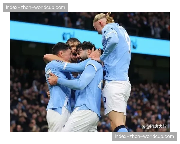 即时：曼城对阵曼联，福登禁区外世界波破门扳平比分